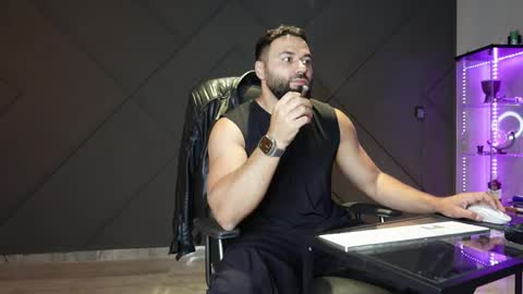 Snapshot of glennmasters chatting on May 2026 09:00:02 PM Matthew .. for short call me Matt online show from May 2026 09:00:02 PM