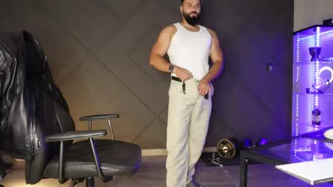 Snapshot of glennmasters chatting on May 2026 08:26:01 PM Matthew .. for short call me Matt online show from May 2026 08:26:01 PM