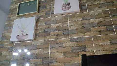 Snapshot of gley_ chatting on April 2026 11:13:01 PM Gley online show from April 2026 11:13:01 PM