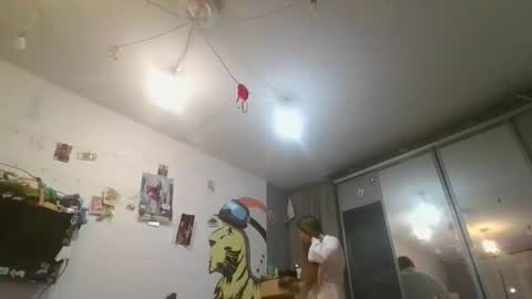 Snapshot of glitter_doll chatting on January 2025 05:20:01 PM glitter_doll online show from January 2025 05:20:01 PM