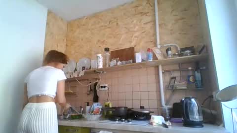 Snapshot of glitter_doll chatting on February 2025 11:22:01 AM glitter_doll online show from February 2025 11:22:01 AM