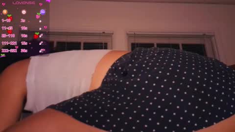 Snapshot of glizzyhotcakes chatting on November 2025 04:47:02 AM Glizzy Hotcakes online show from November 2025 04:47:02 AM