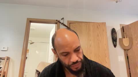 globalmovement online show from December 2025 03:52:01 PM