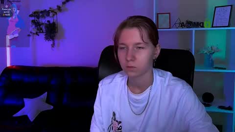 Snapshot of gloria_bubble chatting on June 2026 07:08:02 PM your dream online show from June 2026 07:08:02 PM