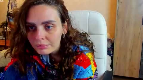 Gloria Wood online show from October 2025 07:33:01 PM