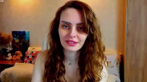 Gloria Wood online show from March 2026 03:18:01 PM