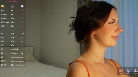 Snapshot of gloriamillss chatting on November 2025 11:36:02 PM Gloria online show from November 2025 11:36:02 PM