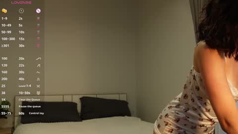 Snapshot of gloriamillss chatting on November 2025 11:37:01 PM Gloria online show from November 2025 11:37:01 PM