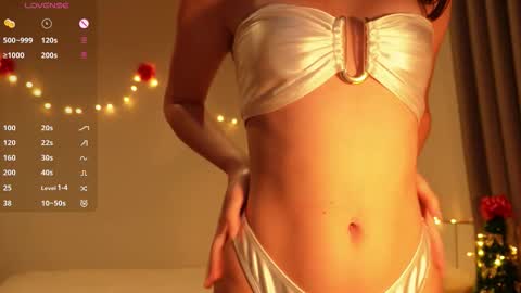 Gloria online show from December 2025 11:35:02 PM