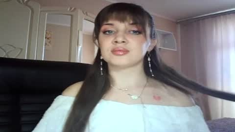 gloriashine online show from March 2025 07:13:02 AM