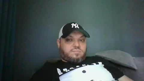 Snapshot of glusgan chatting on April 2026 09:55:01 AM Your boy online show from April 2026 09:55:01 AM