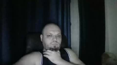 Snapshot of glusgan chatting on May 2026 10:17:01 PM Your boy online show from May 2026 10:17:01 PM
