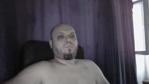 Snapshot of glusgan chatting on May 2026 01:10:02 PM Your boy online show from May 2026 01:10:02 PM