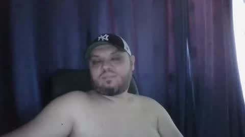 Snapshot of glusgan chatting on June 2026 08:15:01 AM Your boy online show from June 2026 08:15:01 AM