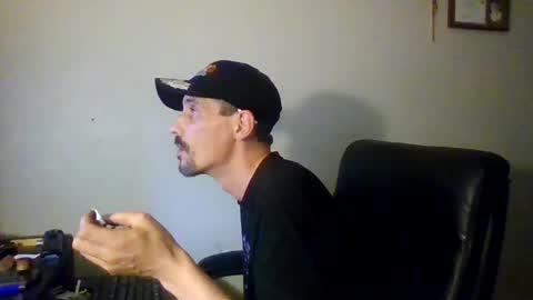 Snapshot of gmang4242 chatting on July 2026 08:00:02 PM gmang4242 online show from July 2026 08:00:02 PM