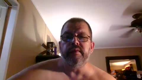 Snapshot of gobey33 chatting on September 2025 06:50:01 AM IDKIDCIDGAF online show from September 2025 06:50:01 AM