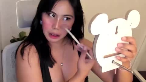 Snapshot of goddess_chantal chatting on January 2025 02:08:02 PM MARGOLD online show from January 2025 02:08:02 PM