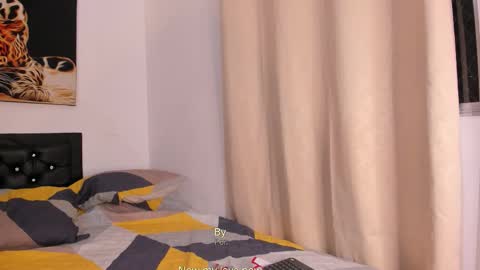 goddess_eli77 online show from November 2025 03:27:02 AM