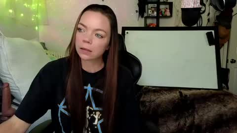 Patricia Mars           Goddess of Mars twitter thegoddessmindy online show from March 2026 02:33:02 PM