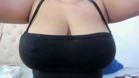Snapshot of goddesschanell chatting on February 2025 02:50:02 AM CHANELL online show from February 2025 02:50:02 AM
