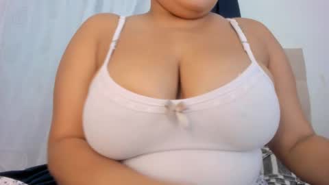 Snapshot of goddesschanell chatting on September 2025 02:35:02 AM CHANELL online show from September 2025 02:35:02 AM