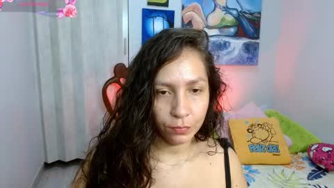  Naih Reyes online show from October 2025 03:59:02 AM