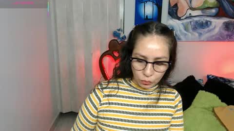  Naih Reyes online show from March 2026 05:01:02 AM