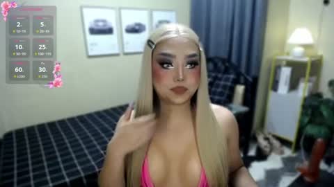 Snapshot of goddessnatalieheart chatting on June 2026 02:27:02 PM NATALIE HEART online show from June 2026 02:27:02 PM