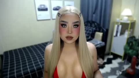 Snapshot of goddessnatalieheart chatting on June 2026 03:46:02 PM NATALIE HEART online show from June 2026 03:46:02 PM