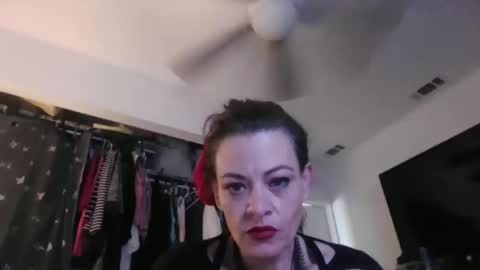 goddessrae19 online show from December 2025 04:13:01 PM