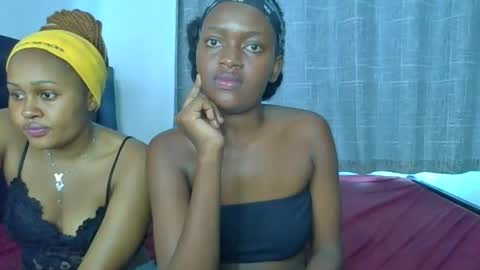 Snapshot of godess_lunah chatting on May 2026 07:25:01 AM godess_lunah online show from May 2026 07:25:01 AM