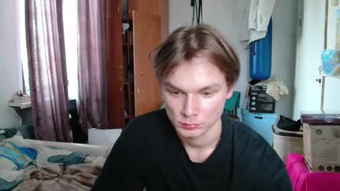 Snapshot of gofymcmouse chatting on October 2025 12:18:02 PM Daniel online show from October 2025 12:18:02 PM