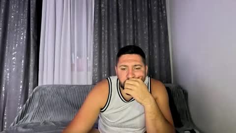 gold_alpha_boy online show from September 2025 06:52:02 PM