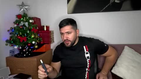 Snapshot of gold_alpha_boy chatting on December 2025 10:42:01 AM gold_alpha_boy online show from December 2025 10:42:01 AM