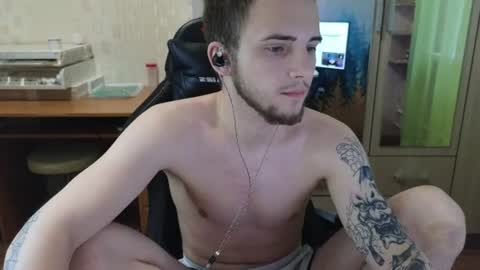 Golden boyyy21 online show from June 2026 04:07:02 PM