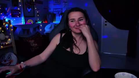 Snapshot of golden_dragones chatting on July 2026 08:27:02 PM Gloria online show from July 2026 08:27:02 PM