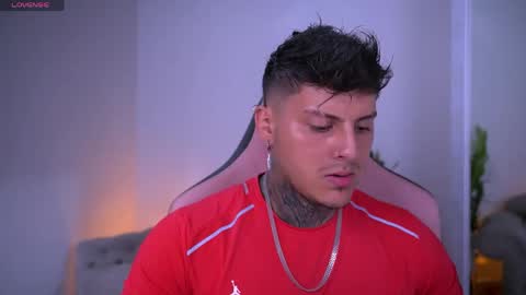 goldenatlasx online show from April 2026 07:52:01 PM