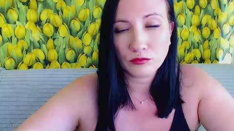 Snapshot of goldmoonn chatting on July 2026 03:07:02 PM goldmoonn online show from July 2026 03:07:02 PM