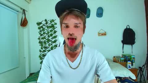 Goldy Loyal93 online show from February 2026 07:12:01 AM