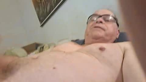 gonadalache online show from April 2026 12:39:01 PM