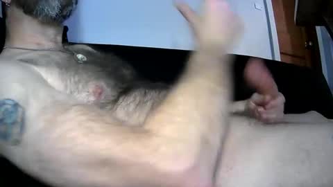 goodboy1979 online show from February 2026 06:18:02 AM