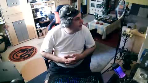 Snapshot of google5001 chatting on November 2025 08:37:02 AM google5001 online show from November 2025 08:37:02 AM