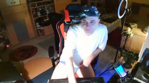 google5001 online show from December 2025 03:24:02 AM