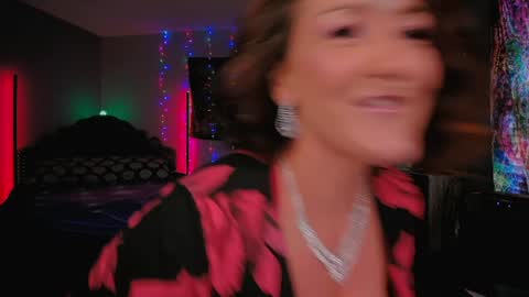 Snapshot of gooner_girl chatting on December 2024 05:52:02 PM gooner_girl online show from December 2024 05:52:02 PM