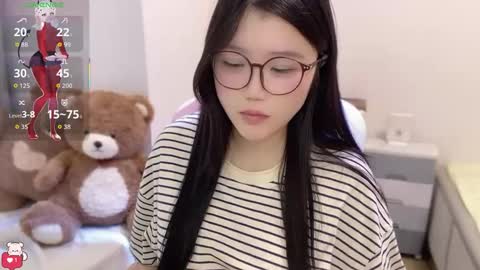 gorgeous girl33 online show from March 2026 01:00:01 AM