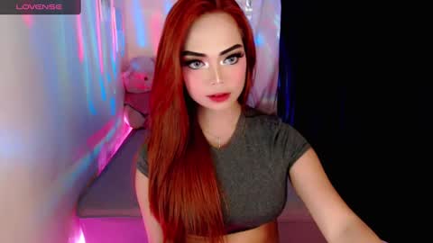 Snapshot of gorgeoustransgirl chatting on December 2024 03:32:01 PM Emmy online show from December 2024 03:32:01 PM