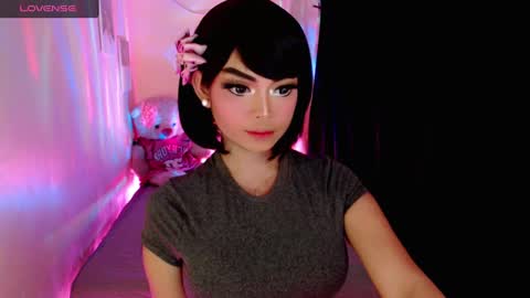 Snapshot of gorgeoustransgirl chatting on December 2024 12:17:01 PM Emmy online show from December 2024 12:17:01 PM