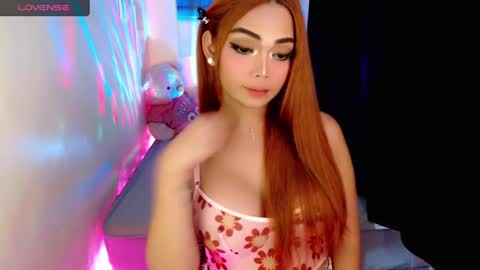 Snapshot of gorgeoustransgirl chatting on January 2025 12:16:02 PM Emmy online show from January 2025 12:16:02 PM