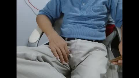 Andres online show from October 2025 06:54:02 PM