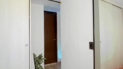 Russ  online show from December 2024 09:44:01 PM